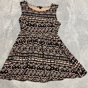 Forever 21 Black and Cream Tribal Mini Dress